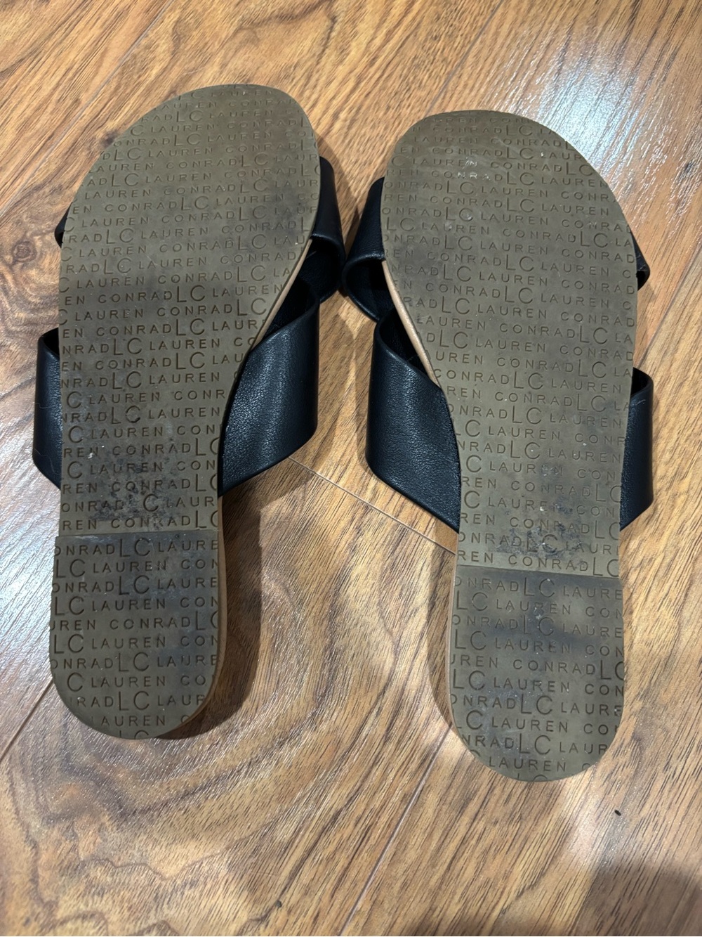 LC Lauren Conrad Black Crossband Slide Sandals - Picture 4 of 4